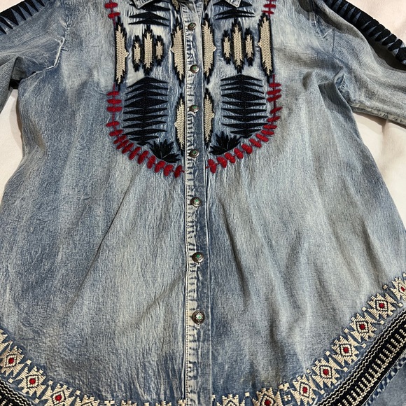 Tasha Polizzi beautiful shirt western turquoise buttons - Picture 7 of 10